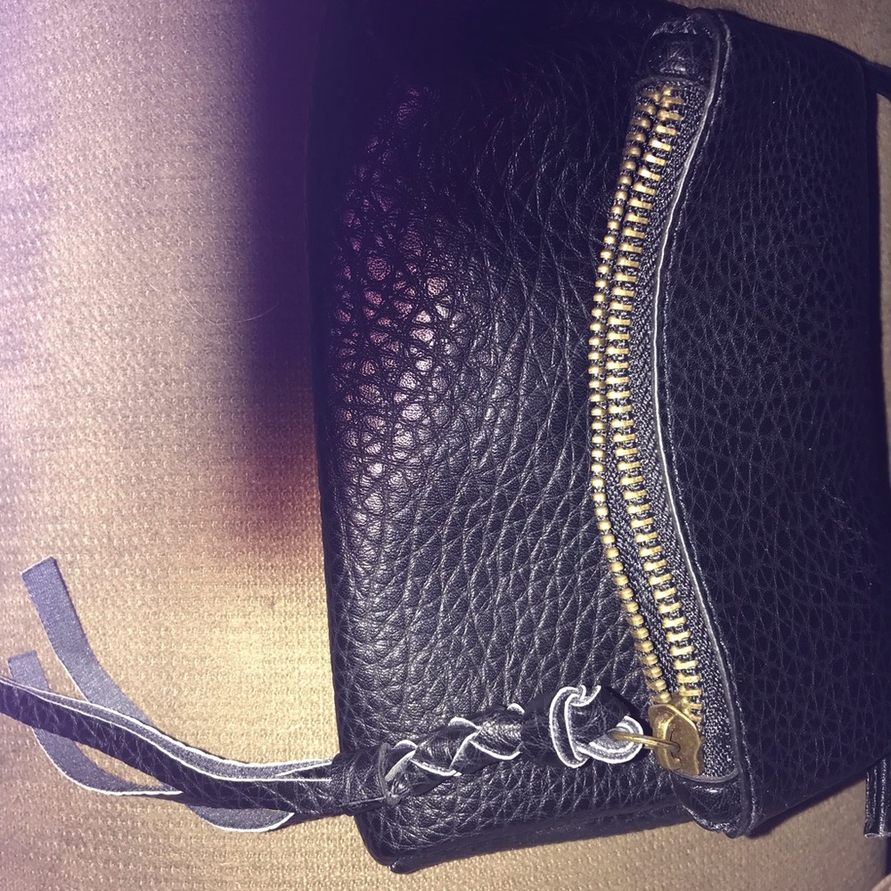 ******* SOLD ********* - Picture 1 of 6